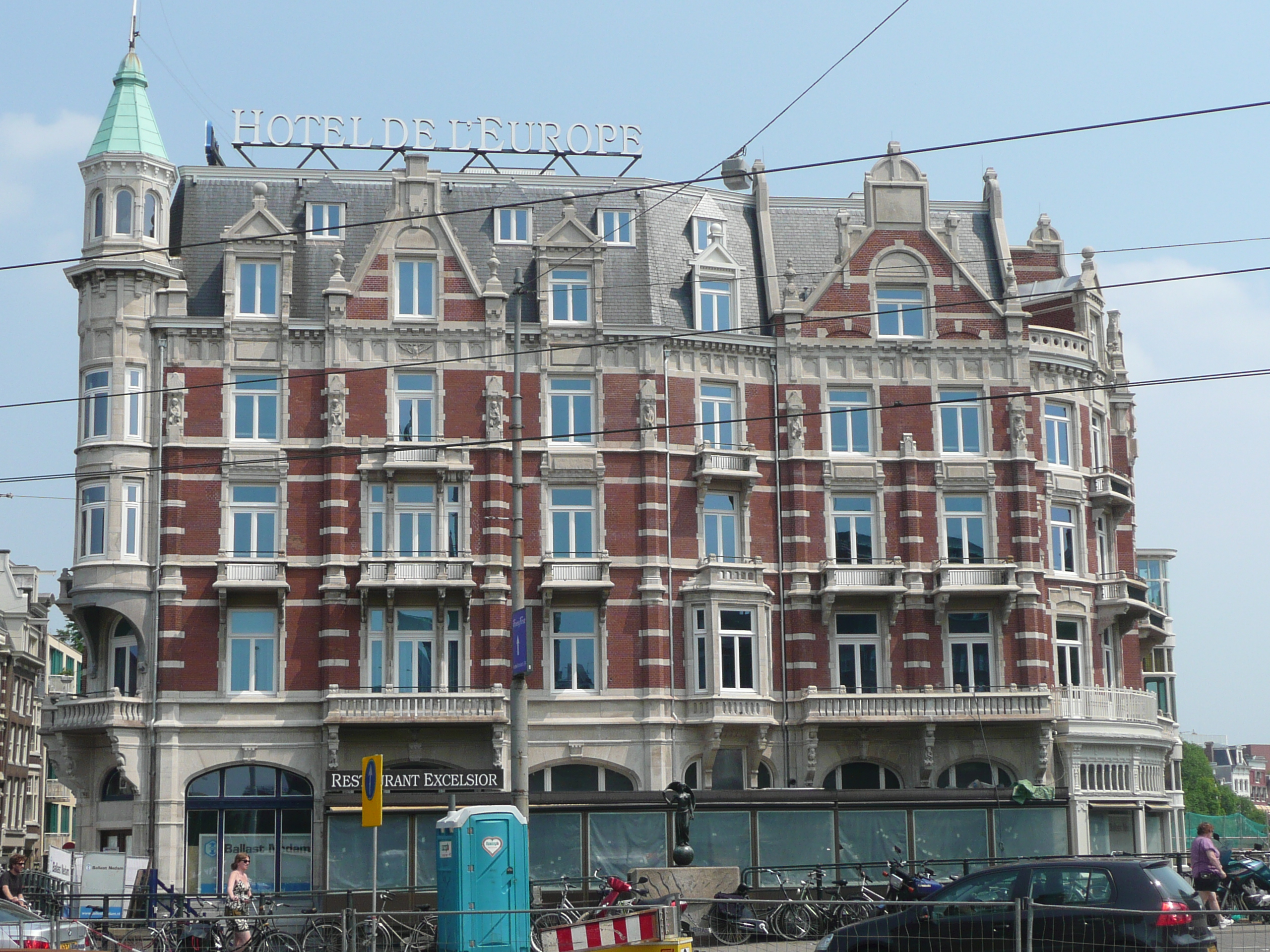 P1020589